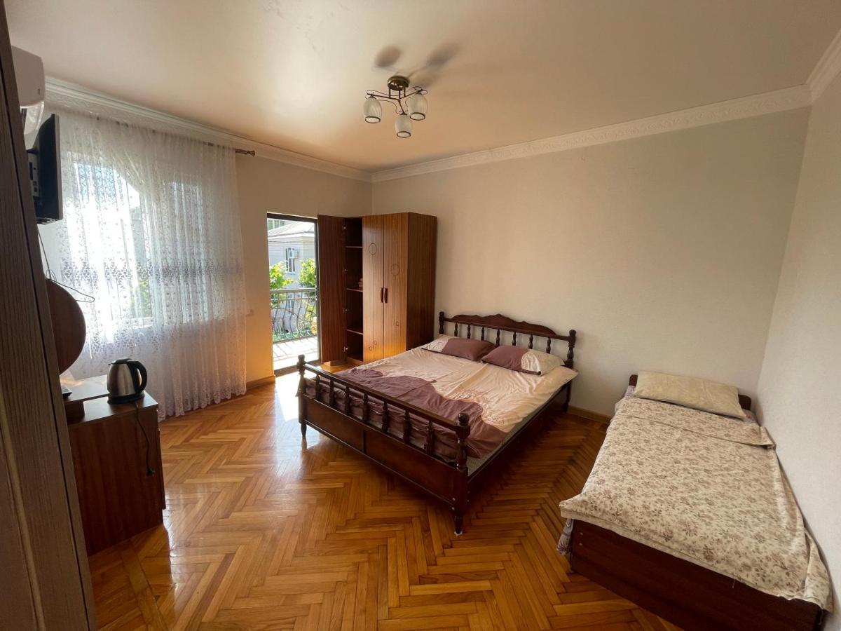 Гостевой Дом На Гечба Hotell Gagry Eksteriør bilde